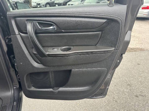 2016 GMC Acadia SLE-2