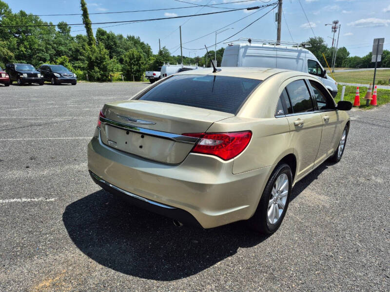 2011 Chrysler 200 Touring
