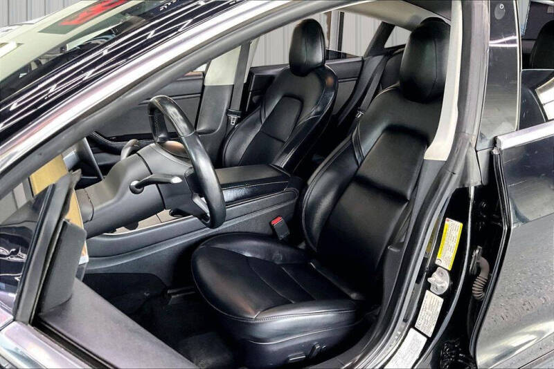2019 Tesla Model 3 Standard Range Plus
