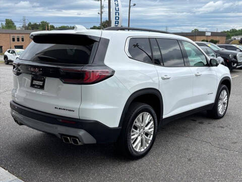 2024 GMC Acadia Elevation