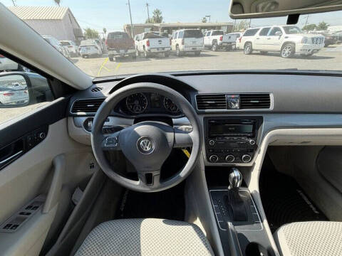 2012 Volkswagen Passat S PZEV