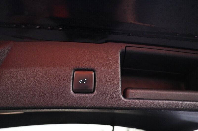 2022 Ford Escape Hybrid SE