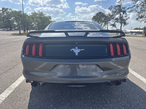 2017 Ford Mustang V6