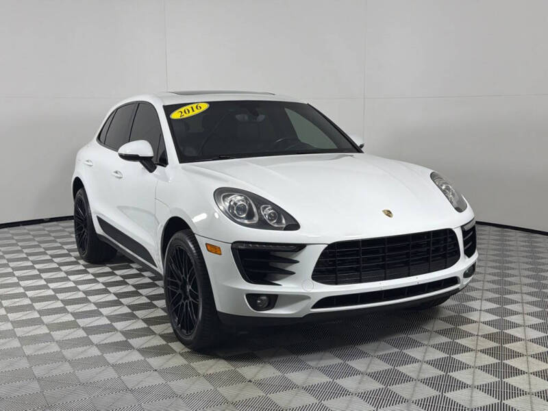 2016 Porsche Macan S