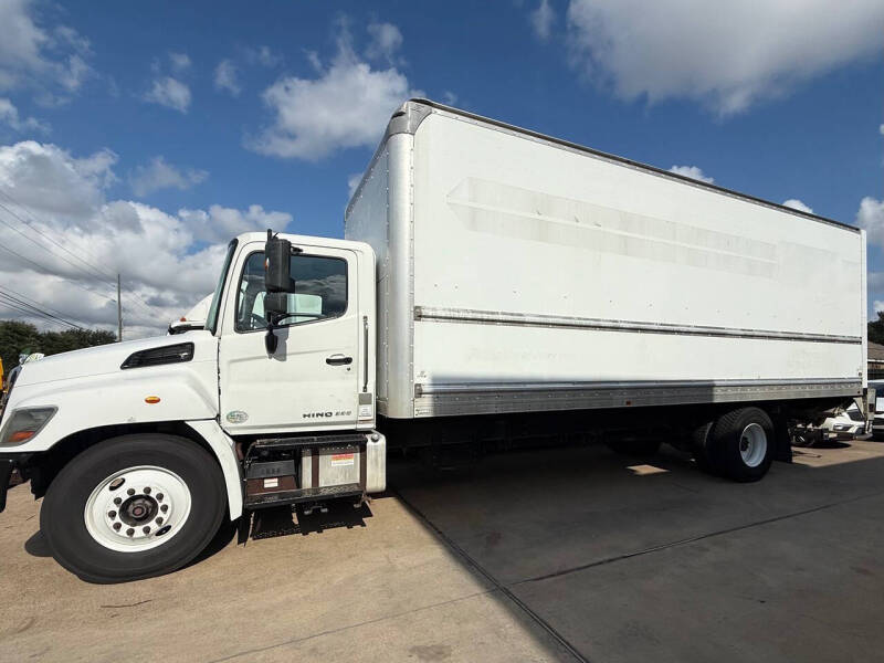 2019 Hino 338