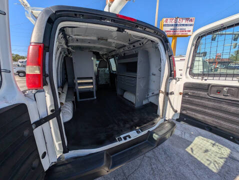 2011 Chevrolet Express 2500