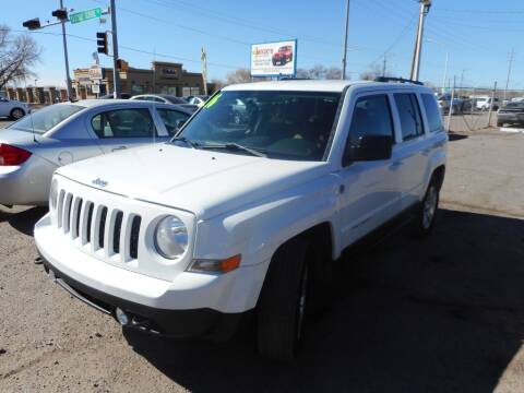 2016 Jeep Patriot for sale at AUGE'S SALES AND SERVICE in Belen NM