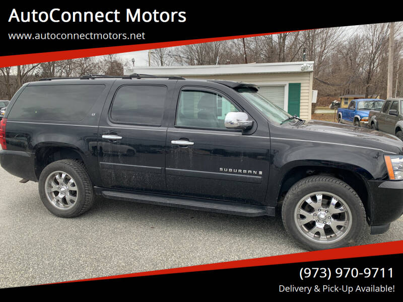 2007 Chevrolet Suburban for sale at AutoConnect Motors in Kenvil NJ