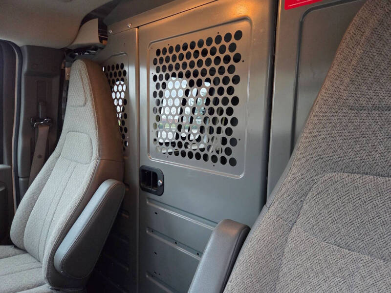 2021 Chevrolet Express 2500