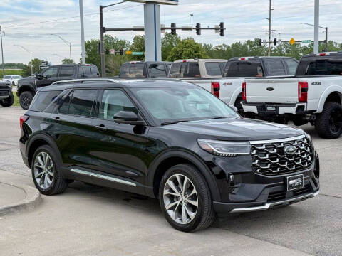 2025 Ford Explorer Platinum