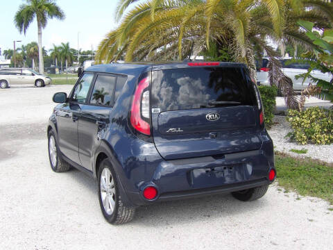 2016 Kia Soul +