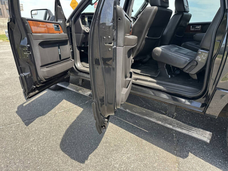 2014 Lincoln Navigator L