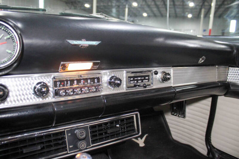 1956 Ford Thunderbird