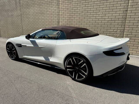 2015 Aston Martin Vanquish Volante