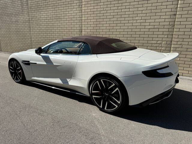 2015 Aston Martin Vanquish Volante