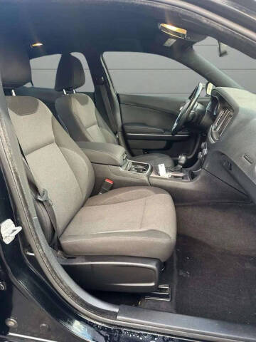 2015 Dodge Charger SE