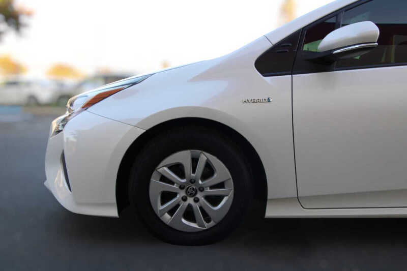 2016 Toyota Prius Two