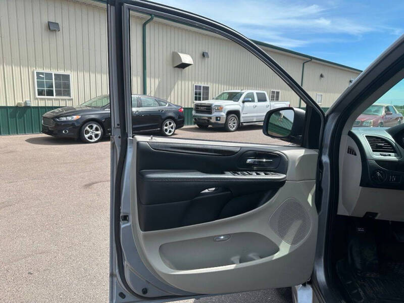 2016 Dodge Grand Caravan SE