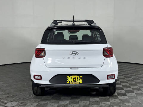 2026 Hyundai Venue SEL