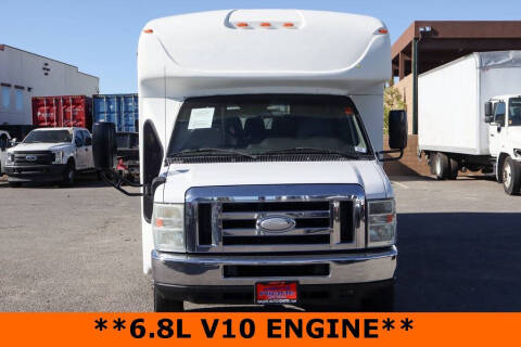 2014 Ford E-Series E-450 SD