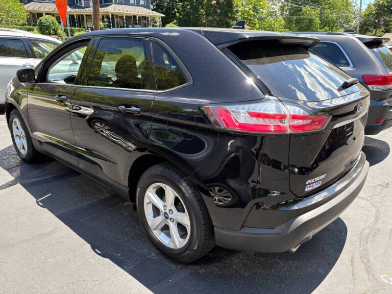 2019 Ford Edge SE