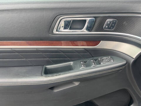 2018 Ford Explorer Platinum