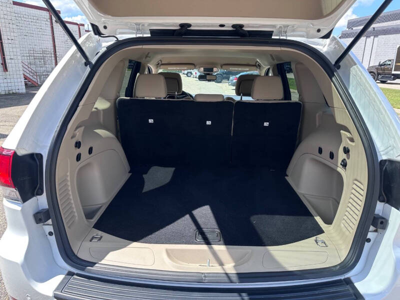 2022 Jeep Grand Cherokee WK Laredo E