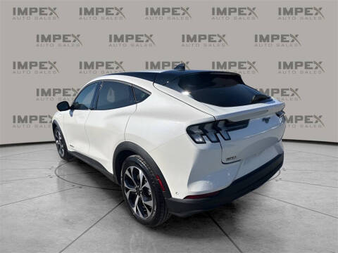 2024 Ford Mustang Mach-E Select