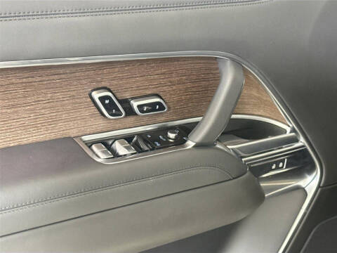 2023 Land Rover Range Rover P530 SE LWB