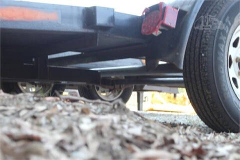 2003 Diamond C Car Hauler