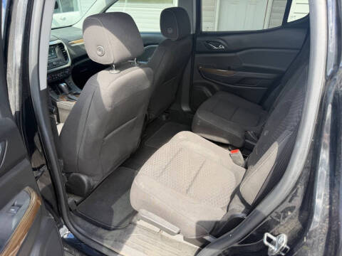 2017 GMC Acadia SLE-2