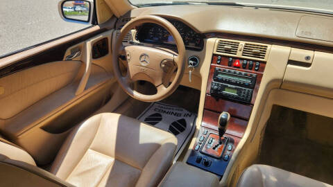 2001 Mercedes-Benz E-Class E 320