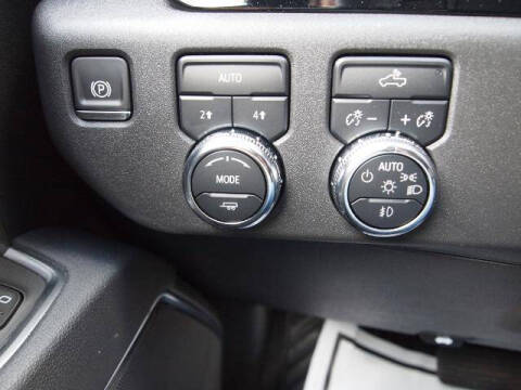 2025 GMC Sierra 1500 Elevation Standard