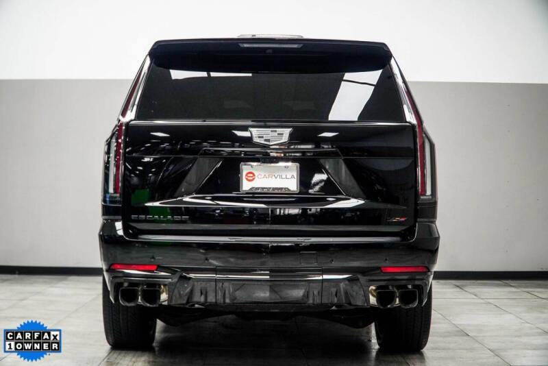 2025 Cadillac Escalade-V
