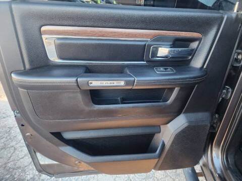 2015 RAM 3500 Laramie