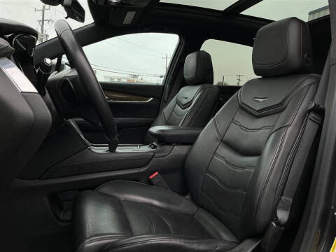 2017 Cadillac XT5 Platinum