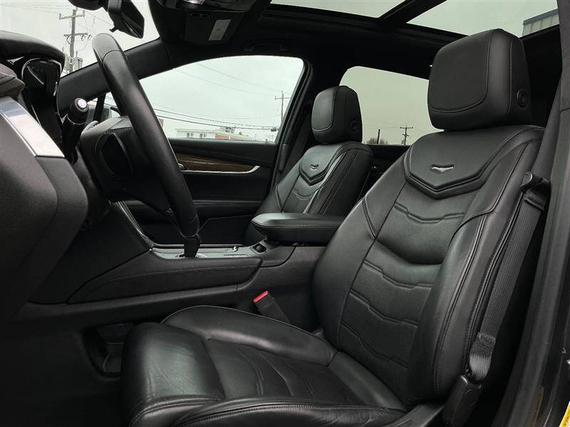 2017 Cadillac XT5 Platinum