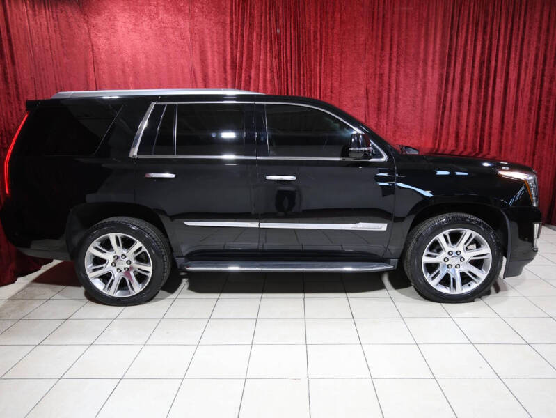 2018 Cadillac Escalade Luxury