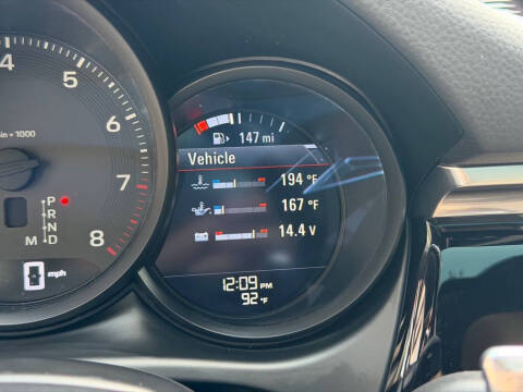 2023 Porsche Macan