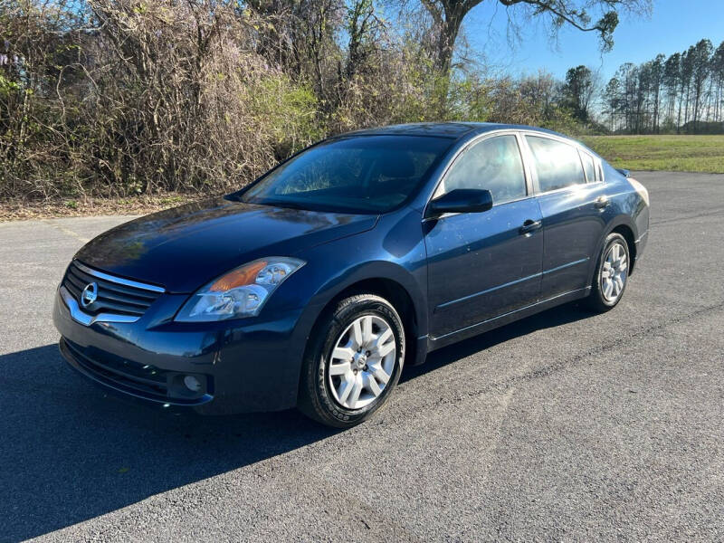 2009 Nissan Altima for sale at JR Motors in Monroe GA