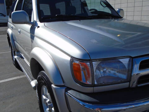 2000 Toyota 4Runner SR5