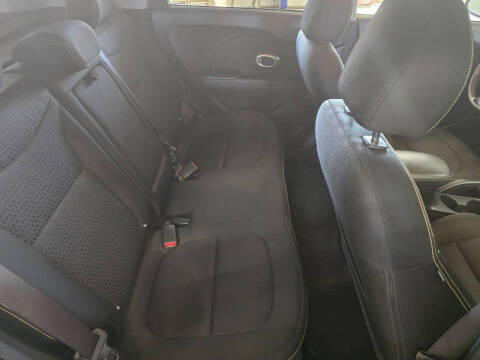 2014 Kia Soul +
