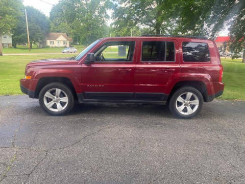 2012 Jeep Patriot for sale at Bowlings Used Cars in Canton OH