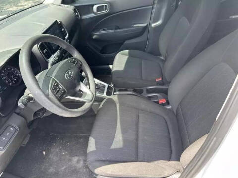 2021 Hyundai Venue SE