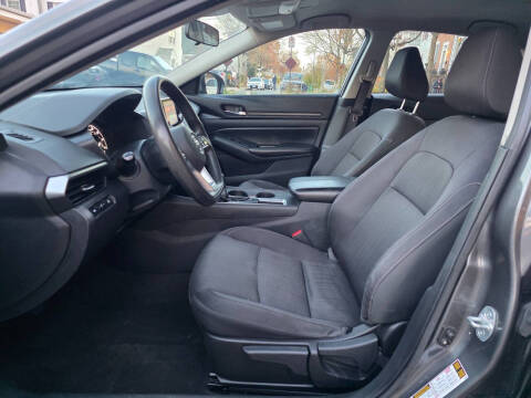 2022 Nissan Altima 2.5 S