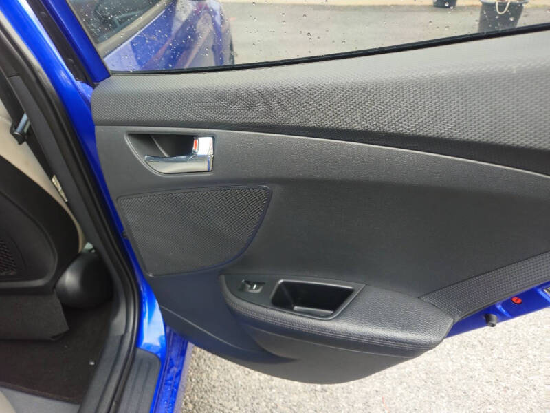 2012 Hyundai Veloster