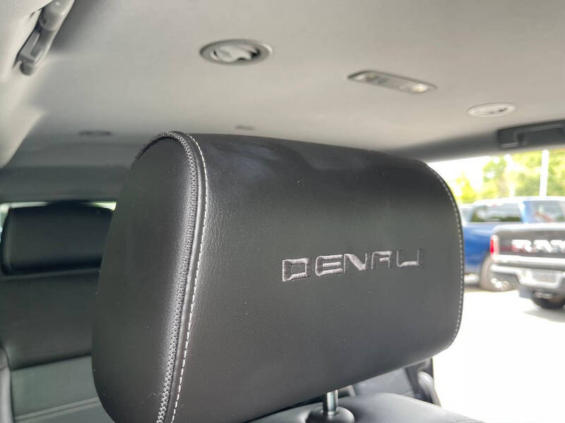 2015 GMC Yukon XL Denali