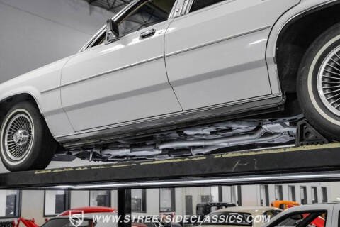 1990 Ford LTD Crown Victoria