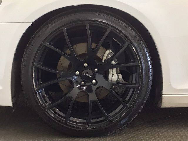 2012 Chrysler 300 SRT8