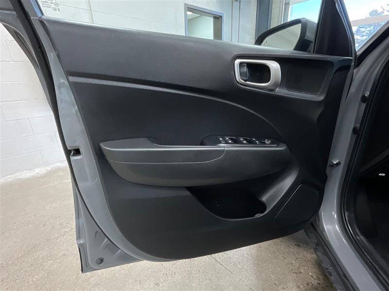 2020 Hyundai Venue SEL